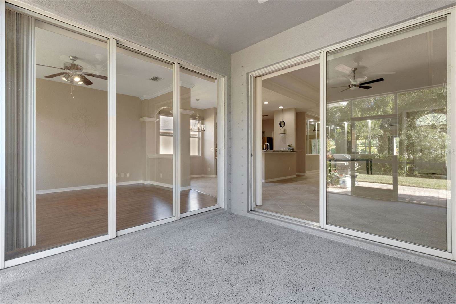 6874 74th Street Circle East, Bradenton, FL 34203