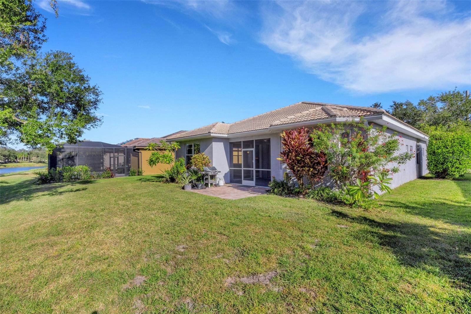 6874 74th Street Circle East, Bradenton, FL 34203