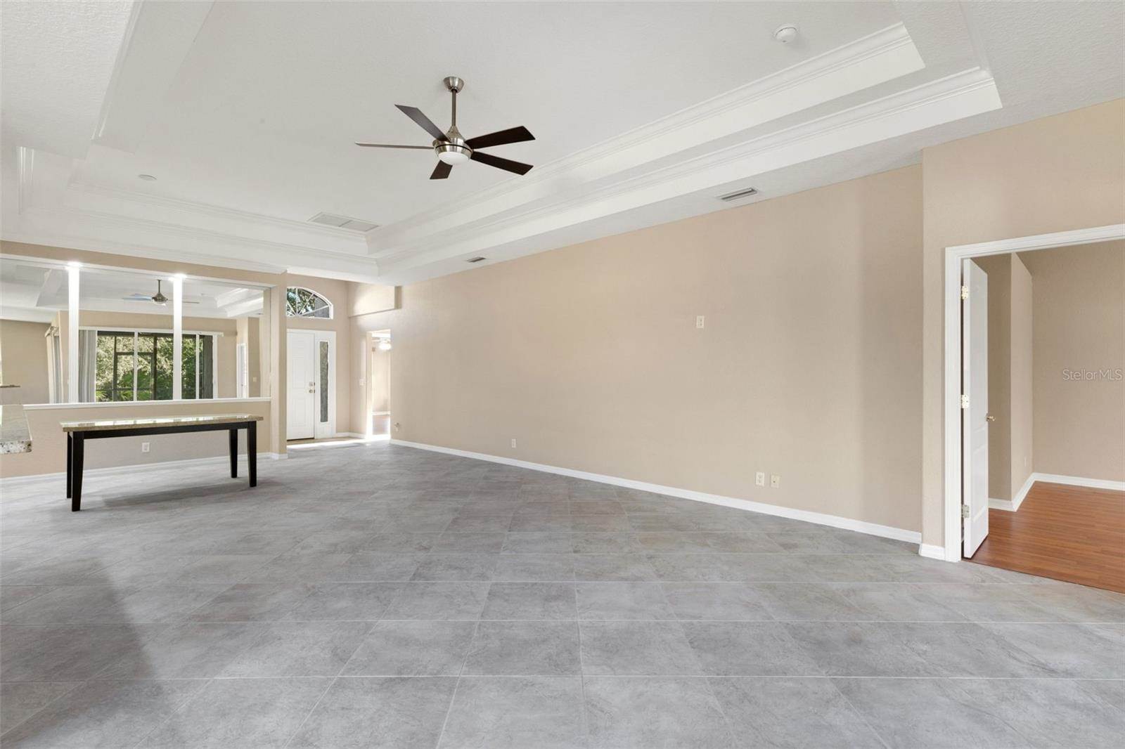 6874 74th Street Circle East, Bradenton, FL 34203