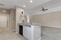 6874 74th Street Circle East, Bradenton, FL 34203