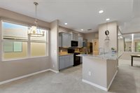 6874 74th Street Circle East, Bradenton, FL 34203