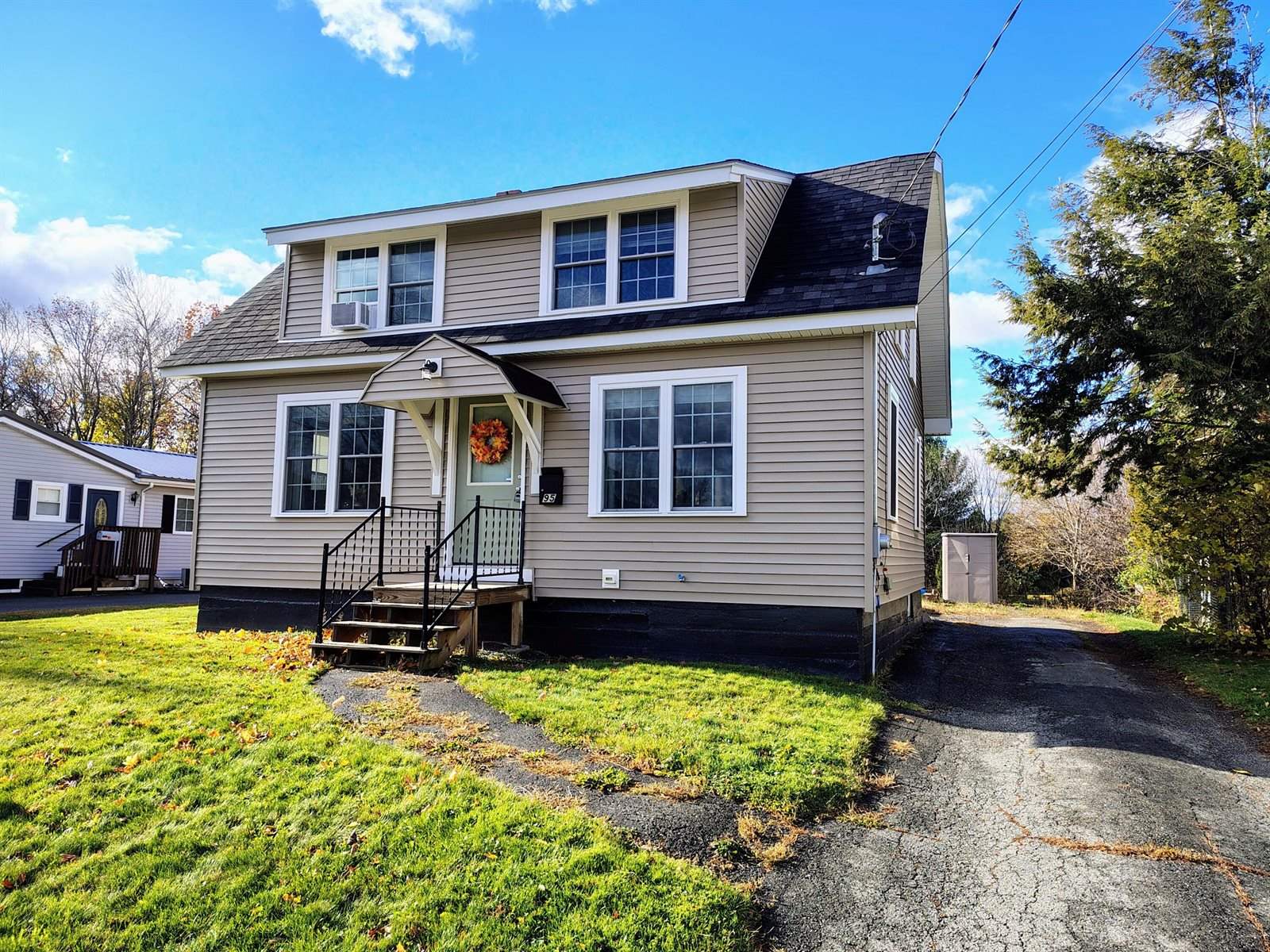 95 Silk Street, Brewer, ME 04412