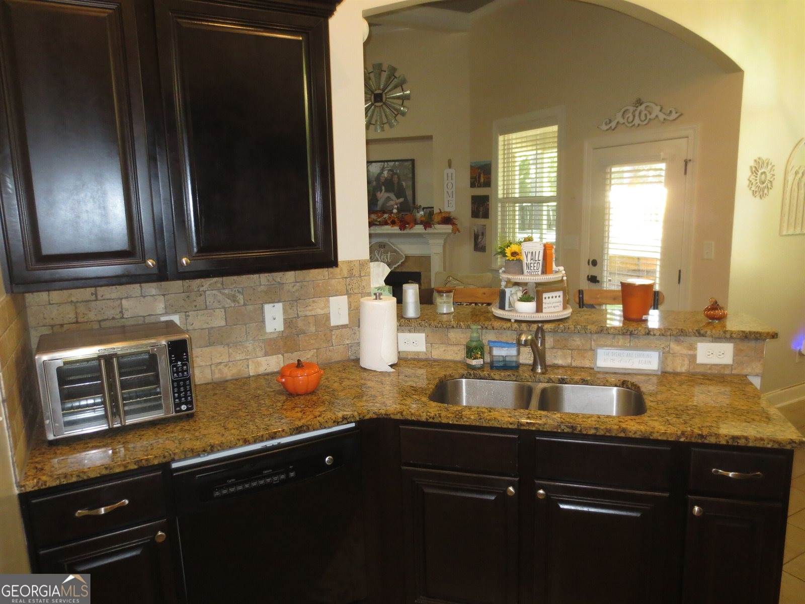 102 North Haven Lane, Perry, GA 31069