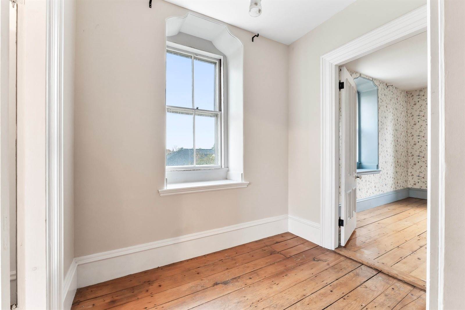 27 Gardiner Street, Richmond, ME 04357