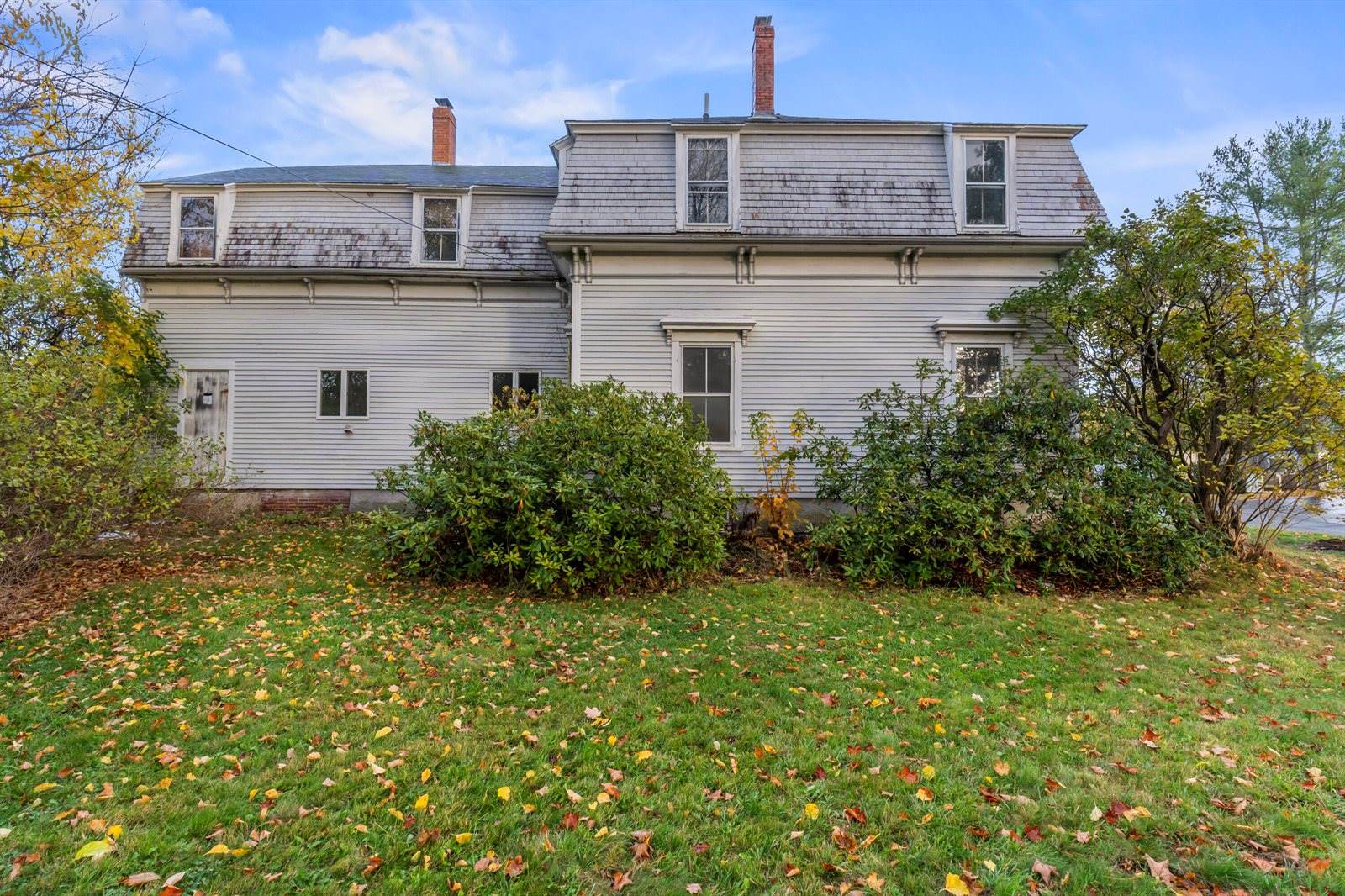 27 Gardiner Street, Richmond, ME 04357