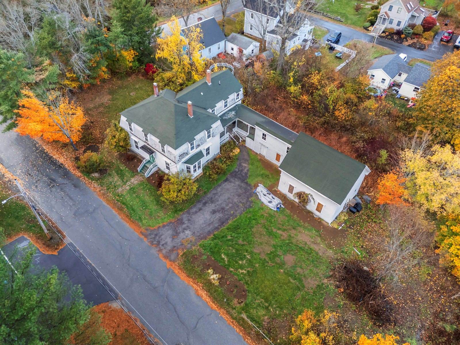 27 Gardiner Street, Richmond, ME 04357