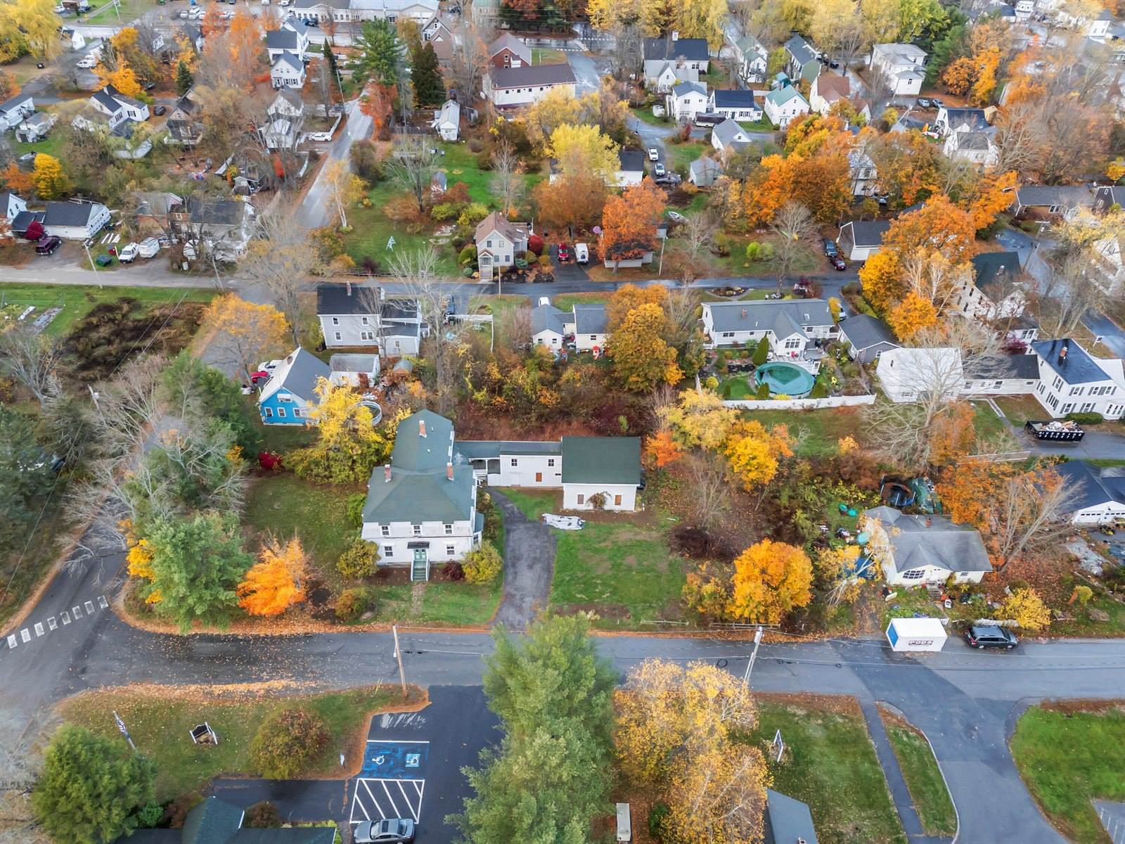 27 Gardiner Street, Richmond, ME 04357