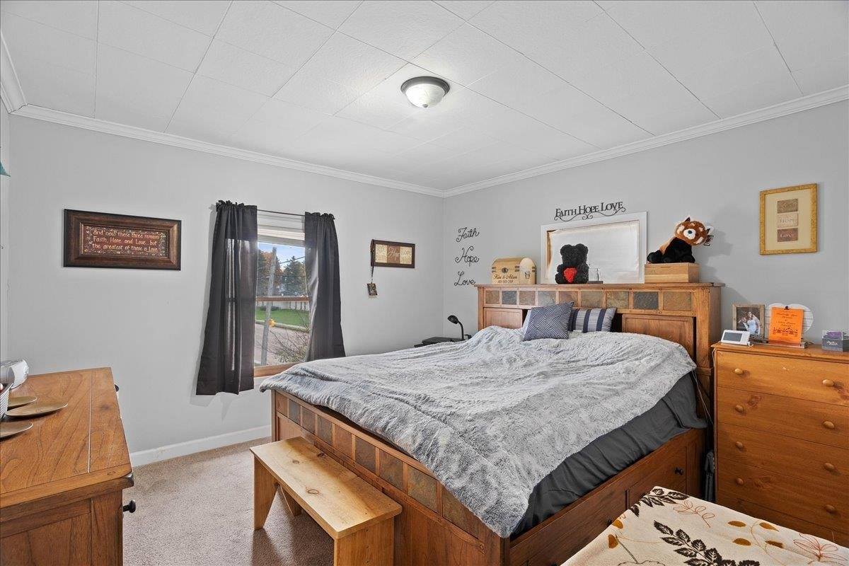 312 S Palmetto Avenue, Marshfield, WI 54449