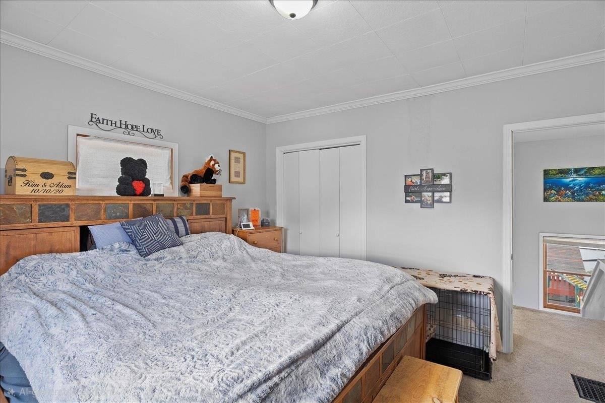 312 S Palmetto Avenue, Marshfield, WI 54449