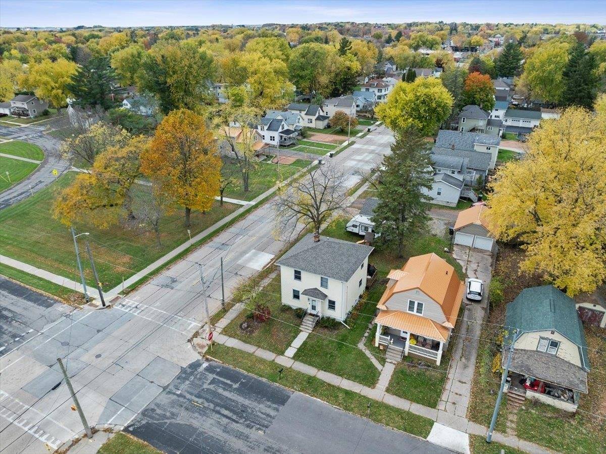 312 S Palmetto Avenue, Marshfield, WI 54449