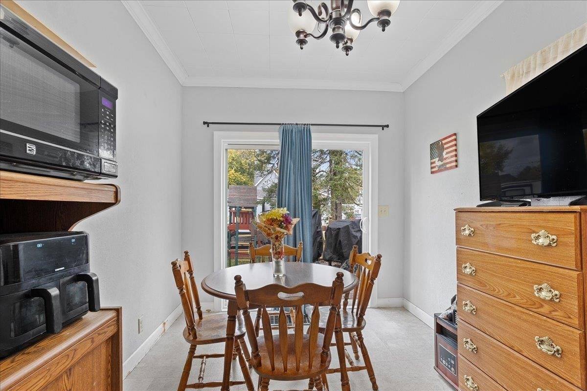 312 S Palmetto Avenue, Marshfield, WI 54449