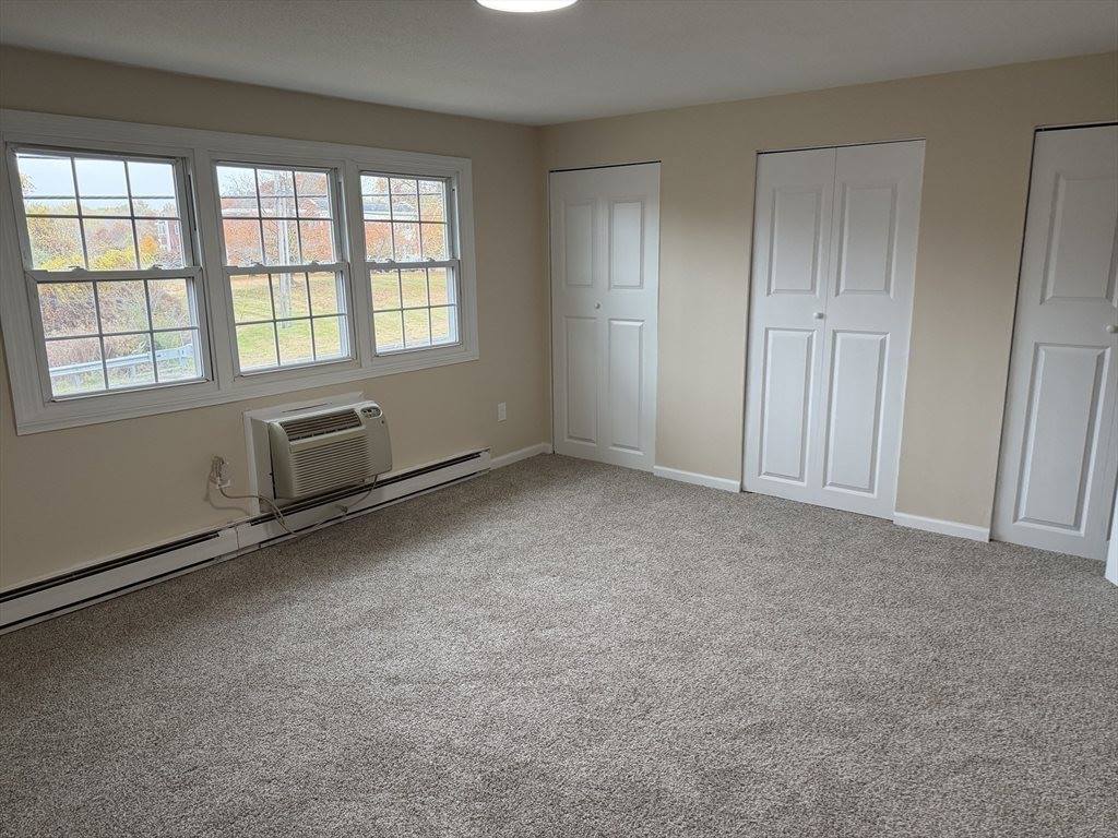 540 Granby Rd, South Hadley, MA 01075