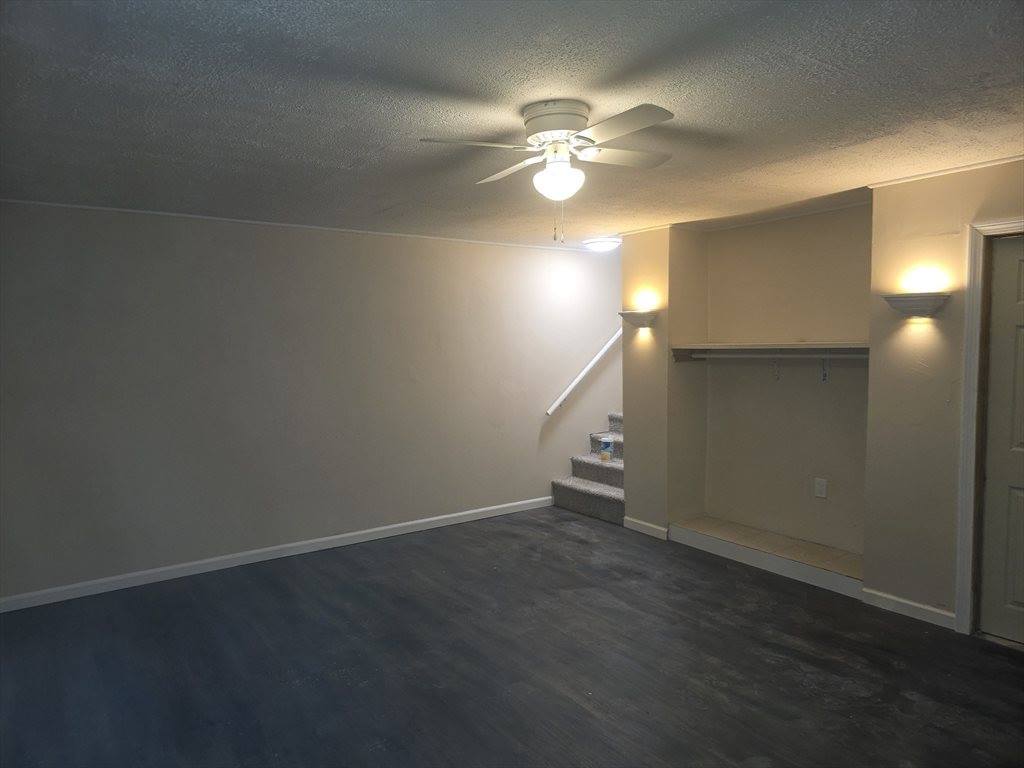 540 Granby Rd, South Hadley, MA 01075