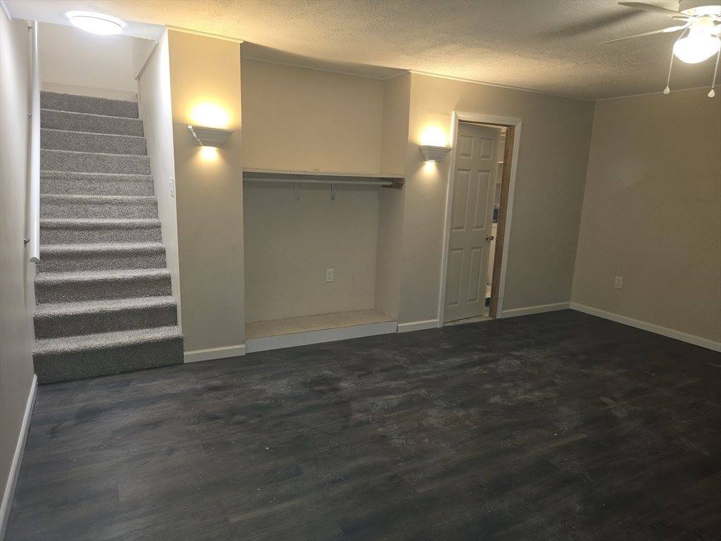 540 Granby Rd, South Hadley, MA 01075