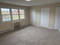 540 Granby Rd, South Hadley, MA 01075