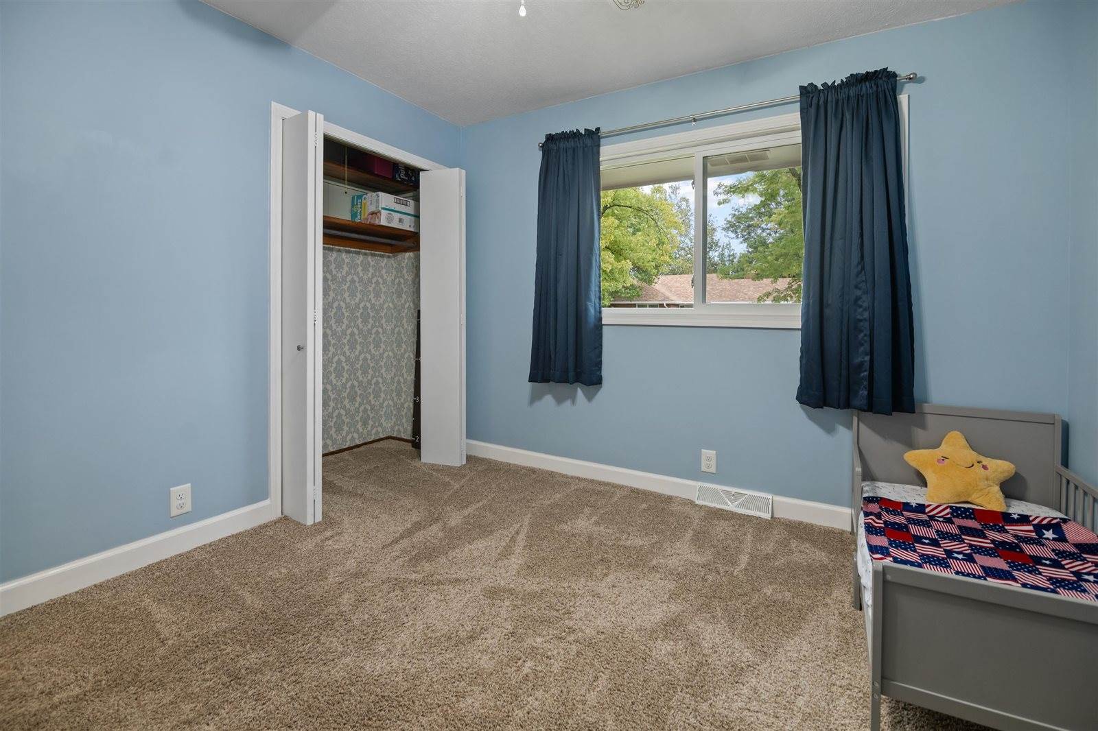 1939 North Farmstead St, Wichita, KS 67208