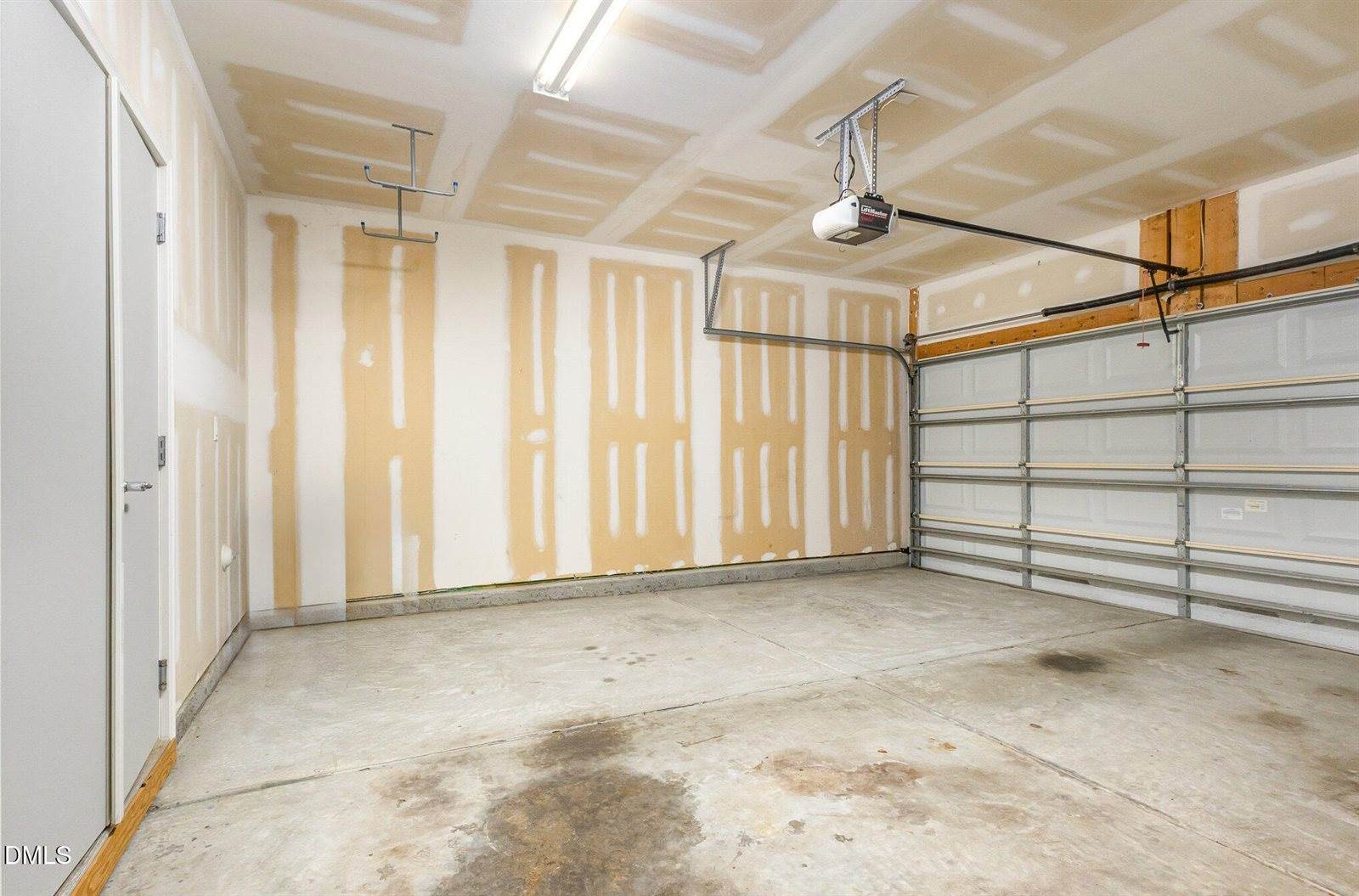 8637 Macedonia Lake Drive, Cary, NC 27518