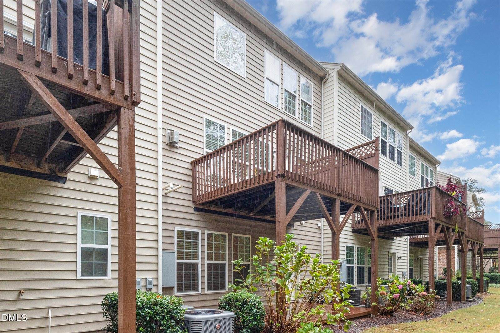 8637 Macedonia Lake Drive, Cary, NC 27518