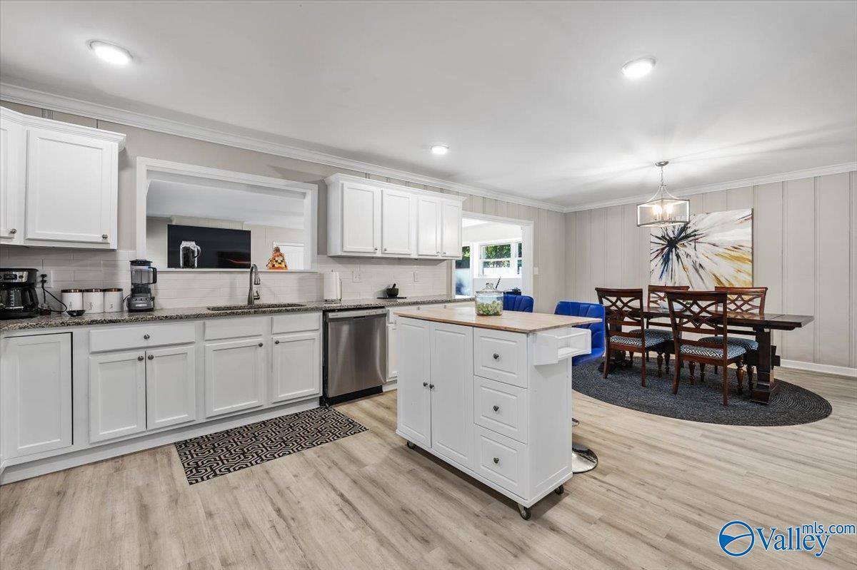 5405 Whitesburg Drive, Huntsville, AL 35802