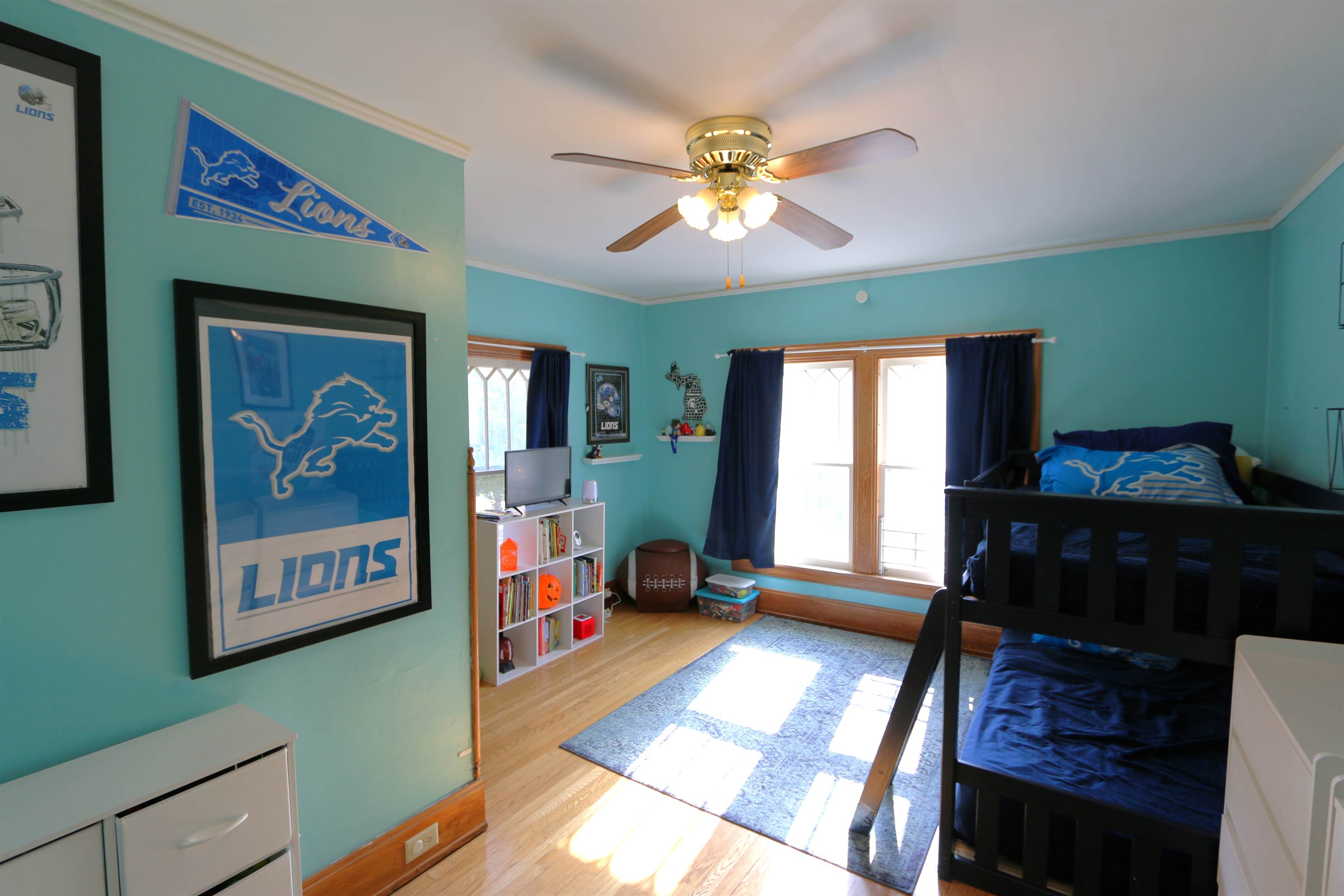 2105 6th St, Bay City, MI 48708