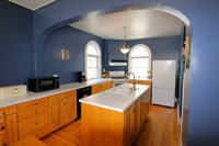 2105 6th St, Bay City, MI 48708