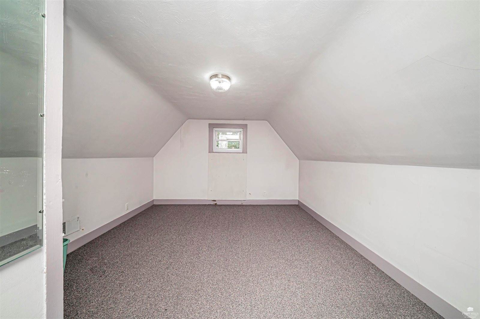 2397 Fair Road, Abilene, KS 67410