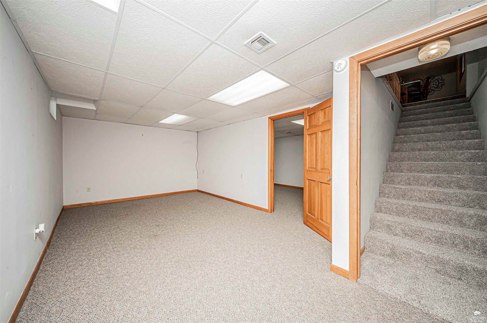 2397 Fair Road, Abilene, KS 67410