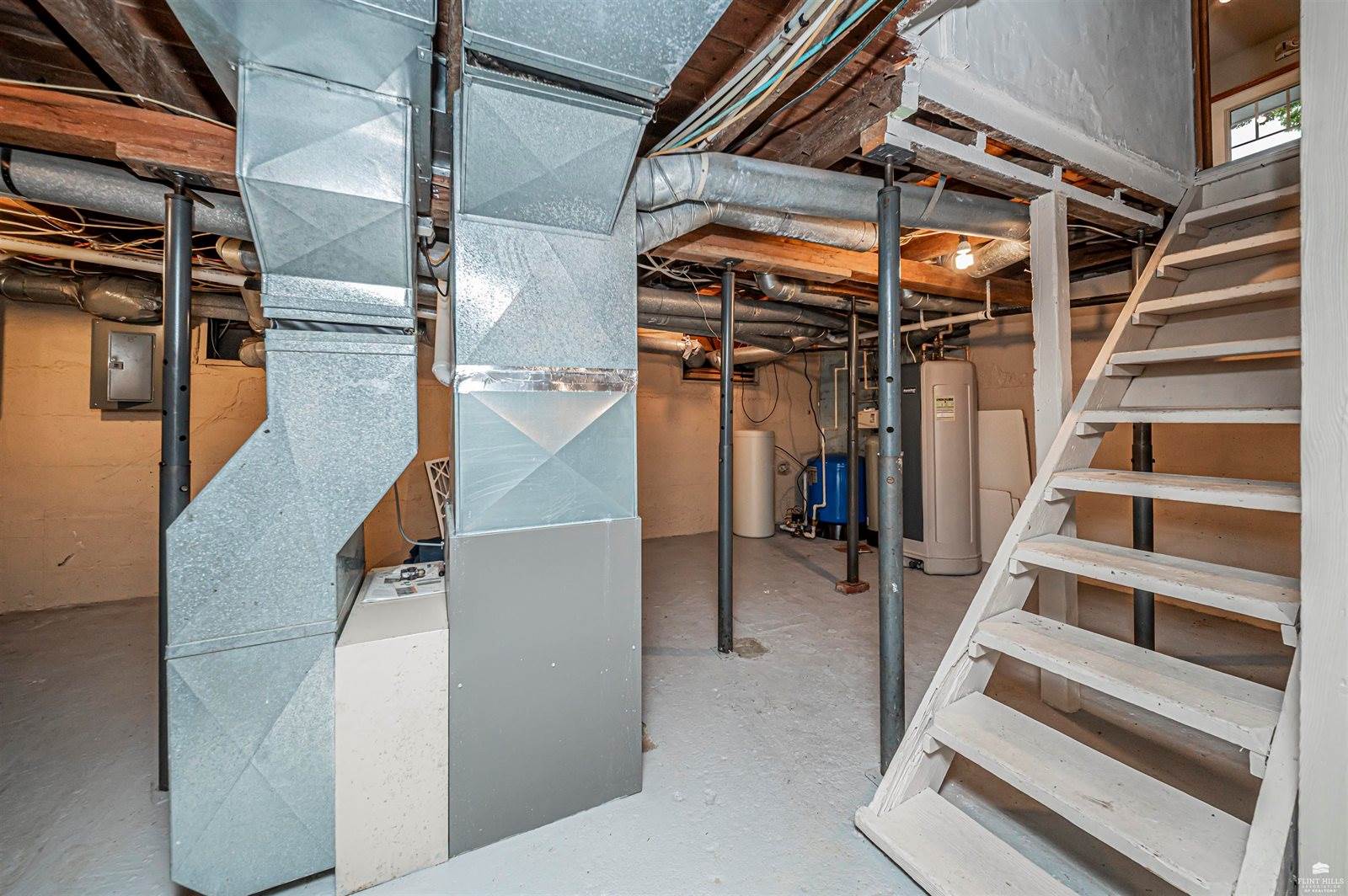 2397 Fair Road, Abilene, KS 67410