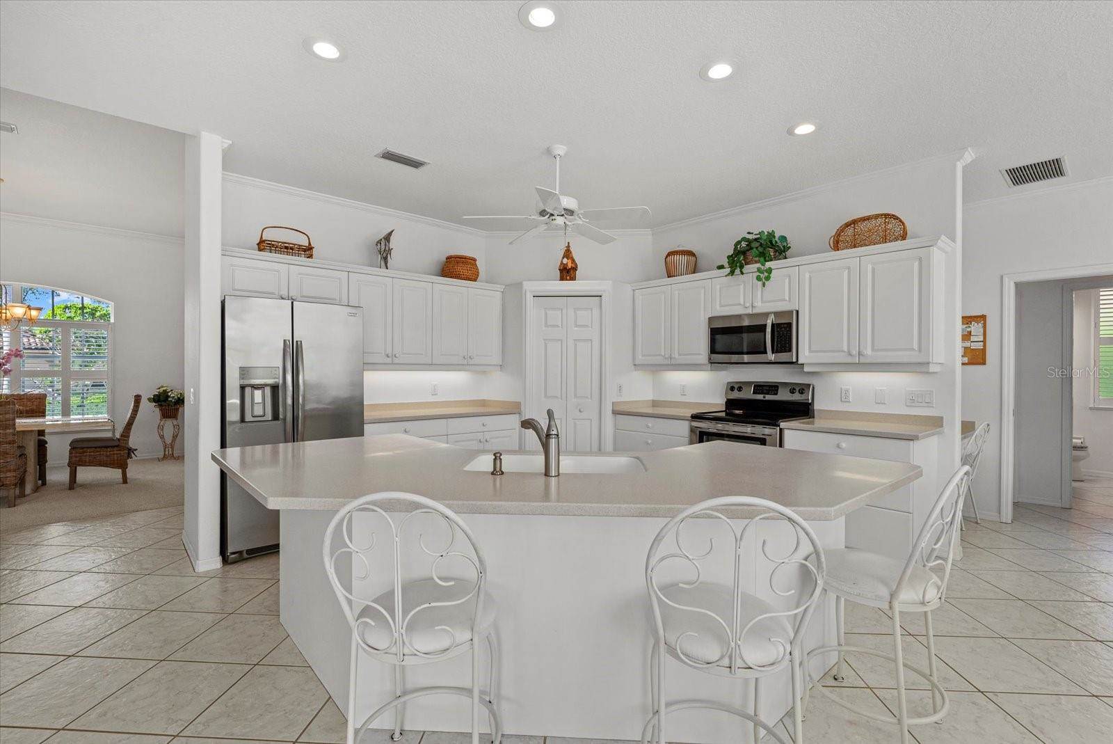 783 Bridle Oaks Drive, Venice, FL 34292