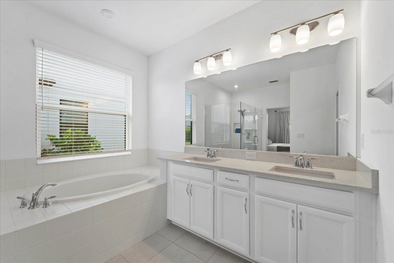 8257 Shooting Star Road, Sarasota, FL 34241