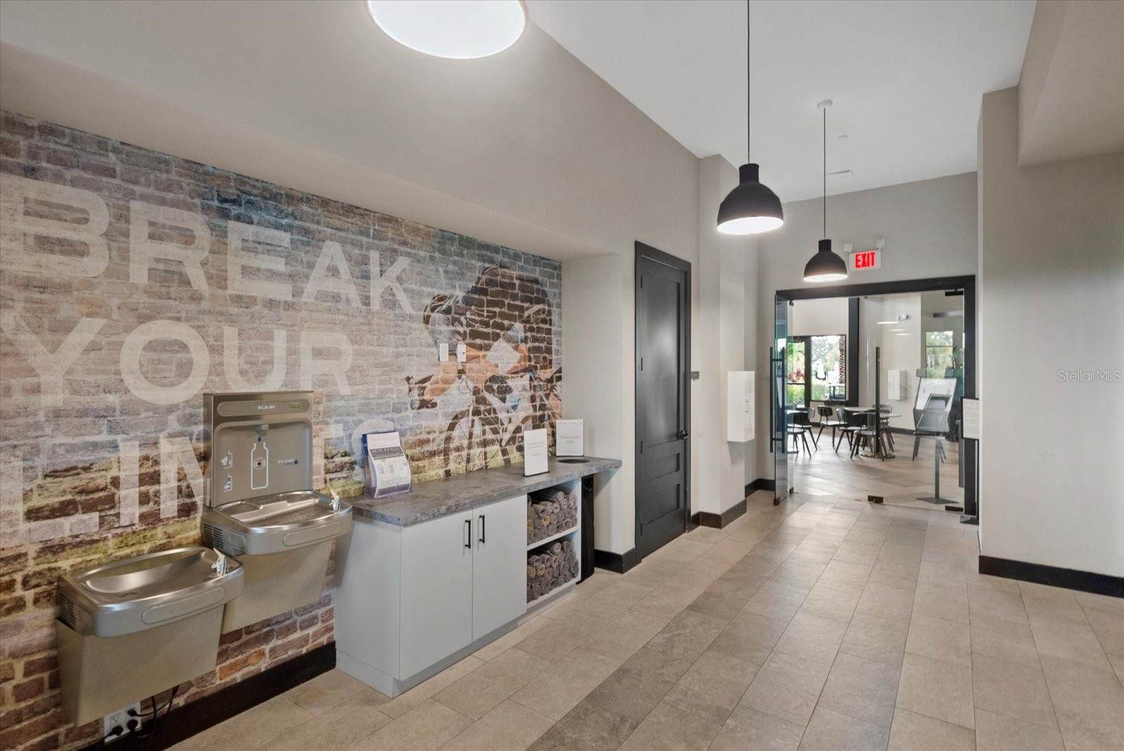 8257 Shooting Star Road, Sarasota, FL 34241