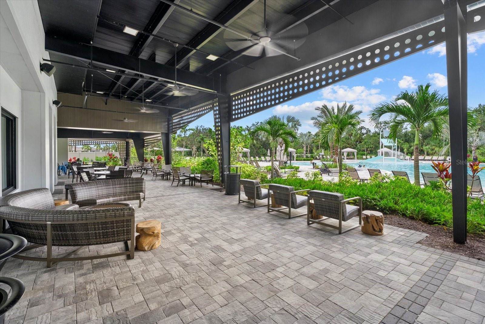 8257 Shooting Star Road, Sarasota, FL 34241