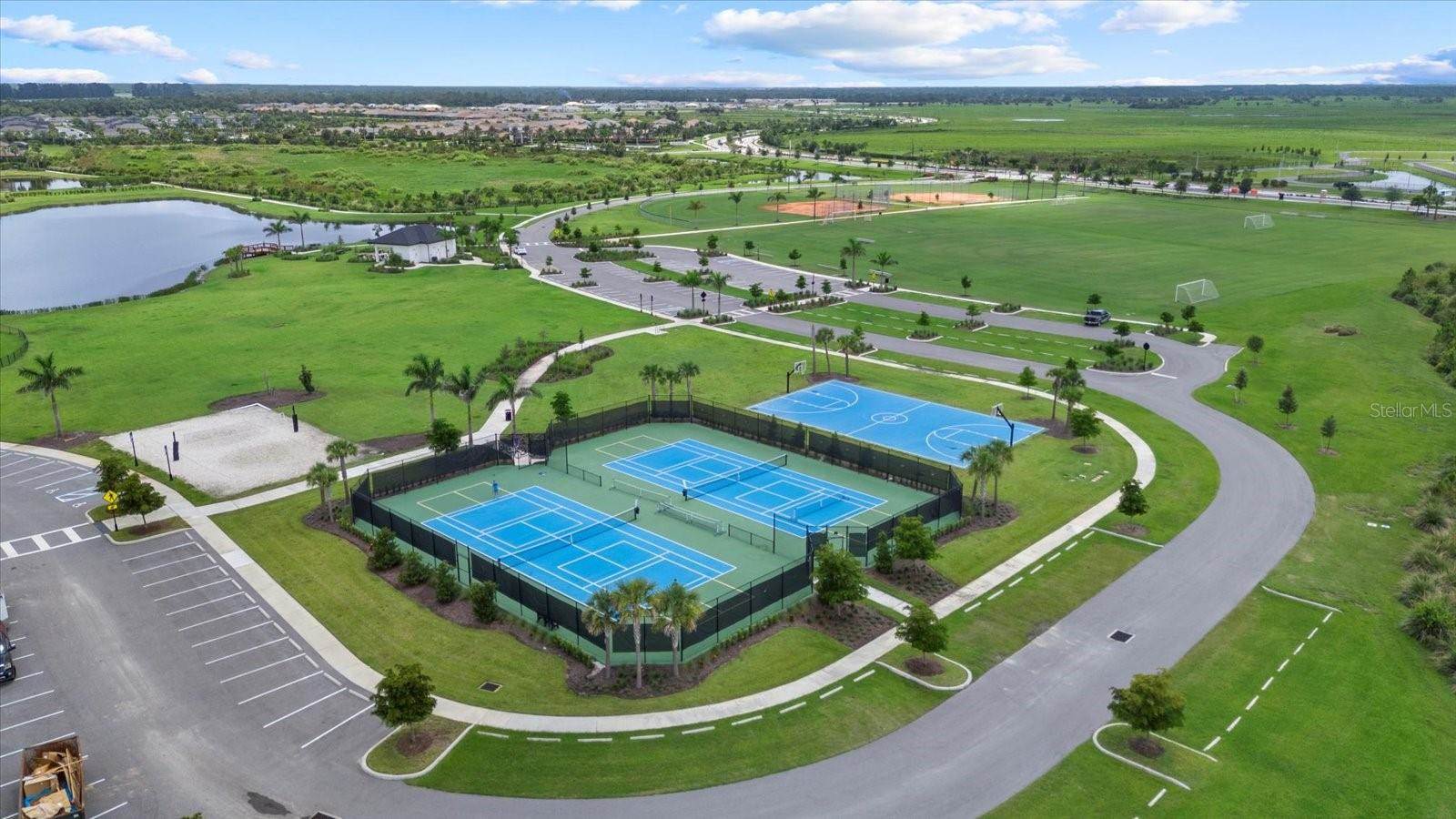 8257 Shooting Star Road, Sarasota, FL 34241