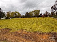 99999 Beaucrest Drive, Hendersonville, NC 28792