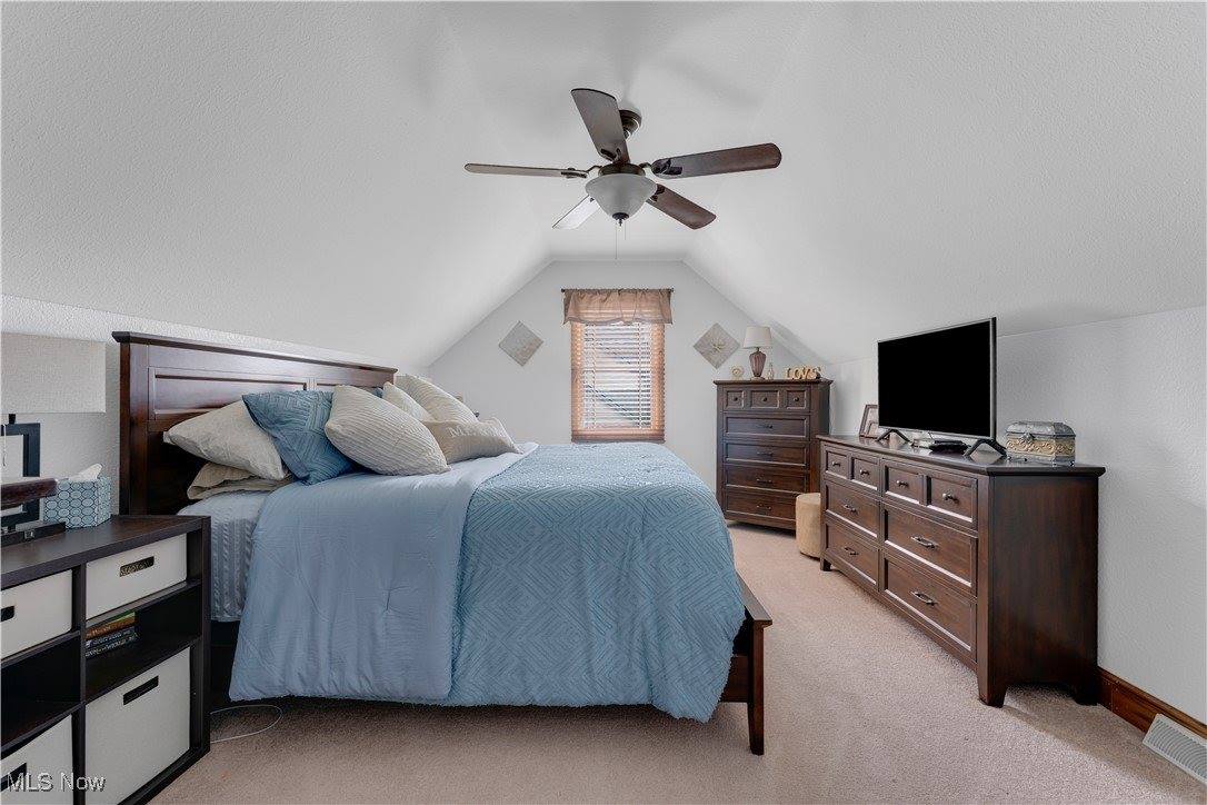 94 Alabaster Avenue, Canfield, OH 44406