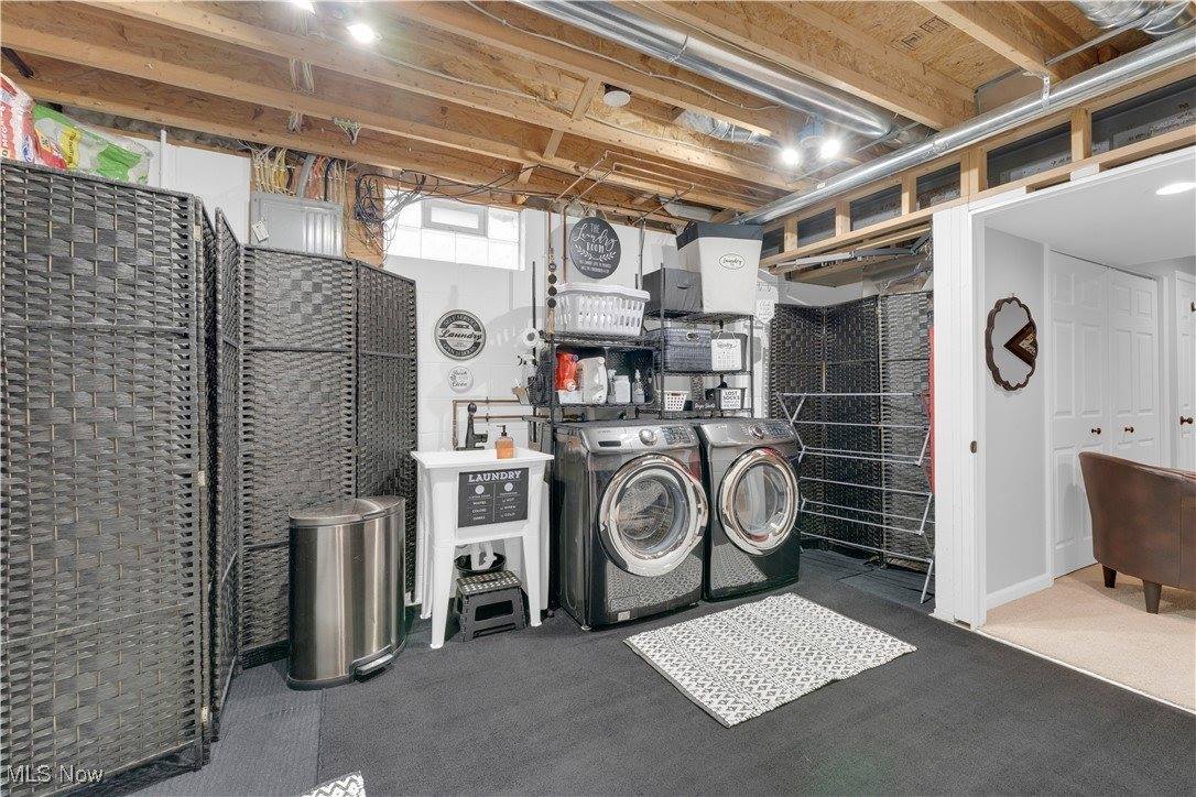 94 Alabaster Avenue, Canfield, OH 44406