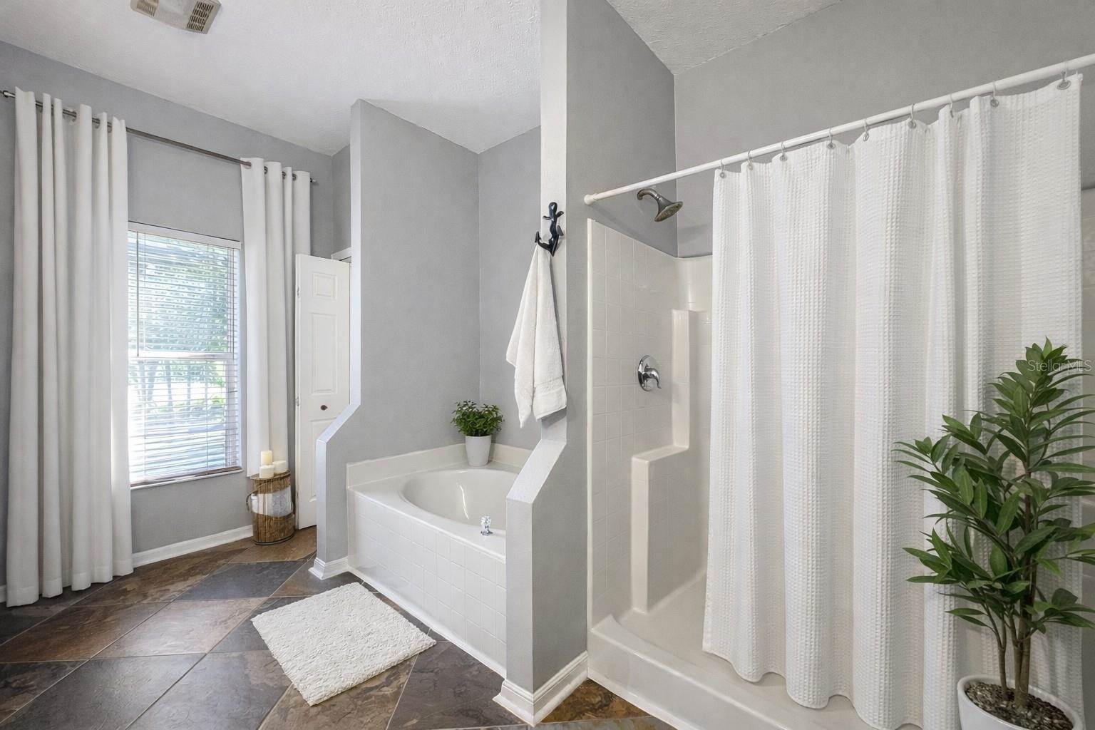 12805 SW 64TH Lane, Ocala, FL 34481