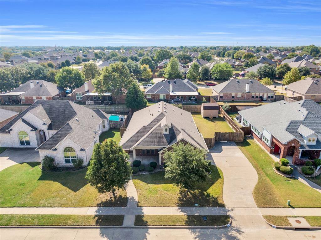 6610 Morning Dew Drive, Midlothian, TX 76065