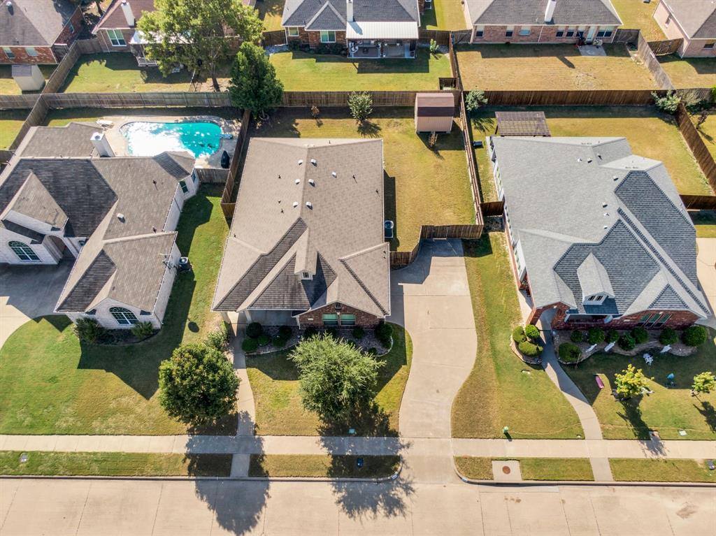 6610 Morning Dew Drive, Midlothian, TX 76065