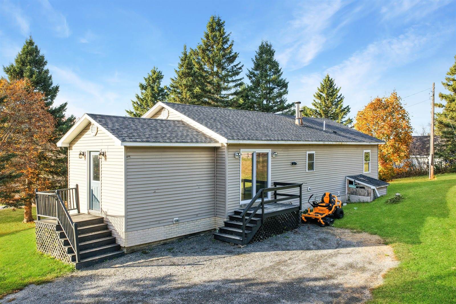 25 Parkhurst Siding Road, Presque Isle, ME 04769