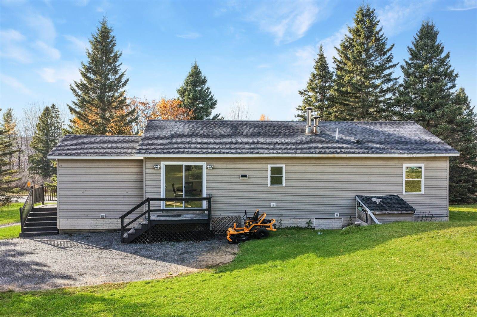25 Parkhurst Siding Road, Presque Isle, ME 04769