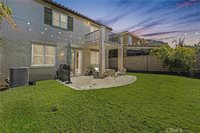 19920 Holly Dr, Saugus, CA 91350
