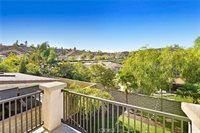 19920 Holly Dr, Saugus, CA 91350