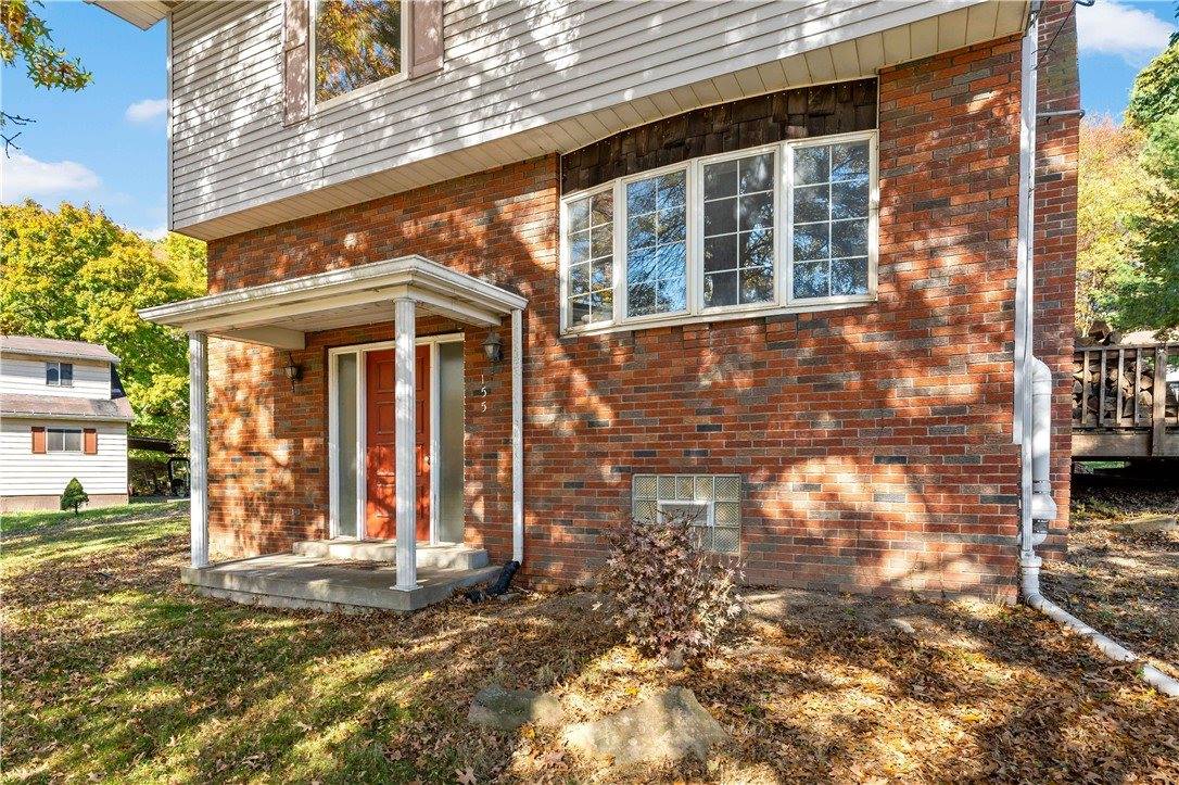 155 Brickyard Road, Adams Township, PA 16046