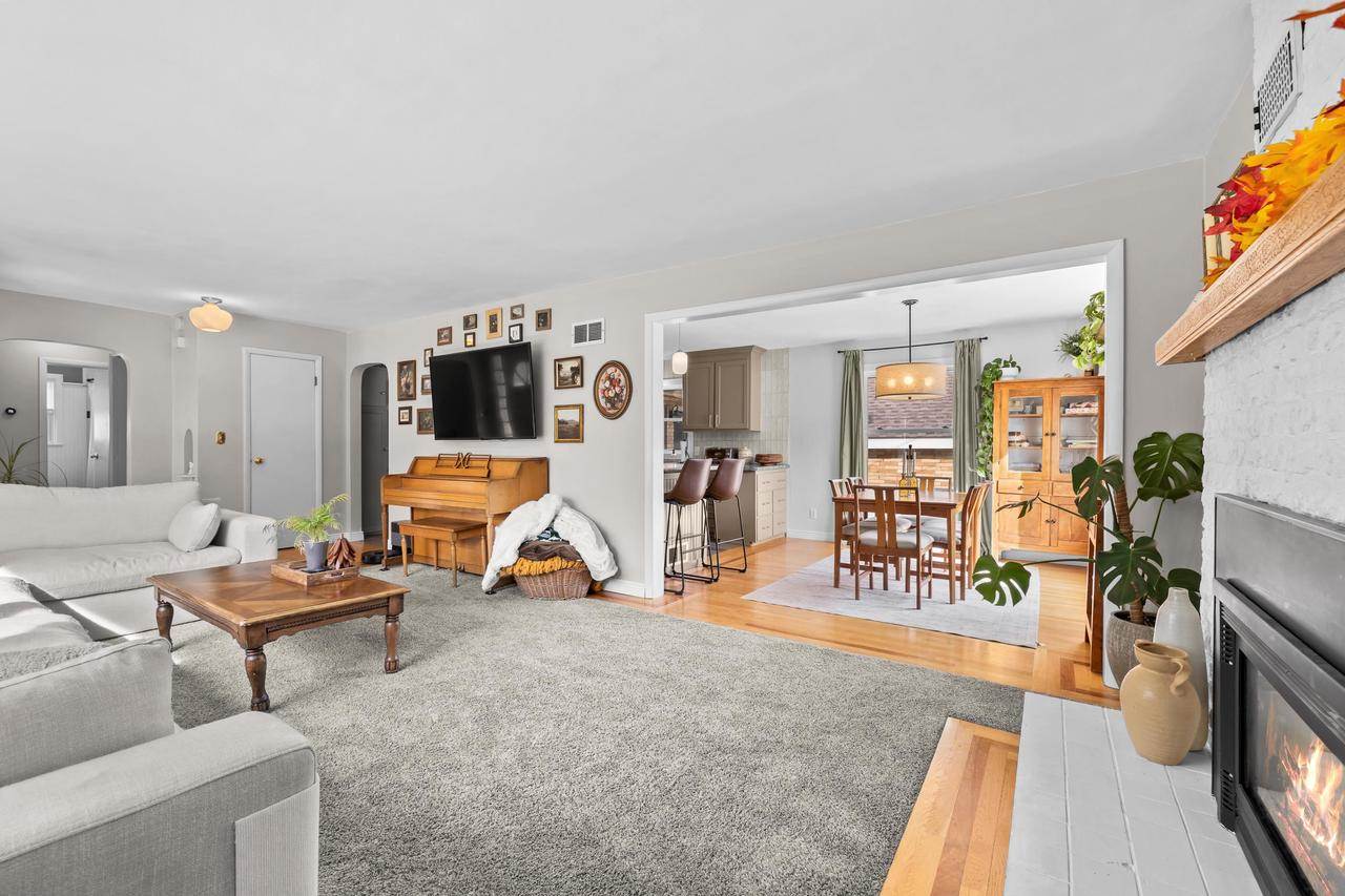 216 Yawkey Avenue, Rothschild, WI 54474