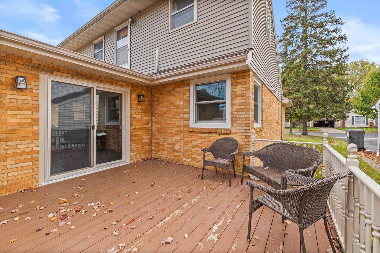 216 Yawkey Avenue, Rothschild, WI 54474