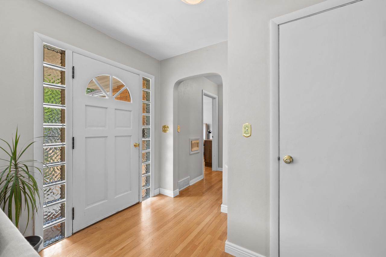 216 Yawkey Avenue, Rothschild, WI 54474