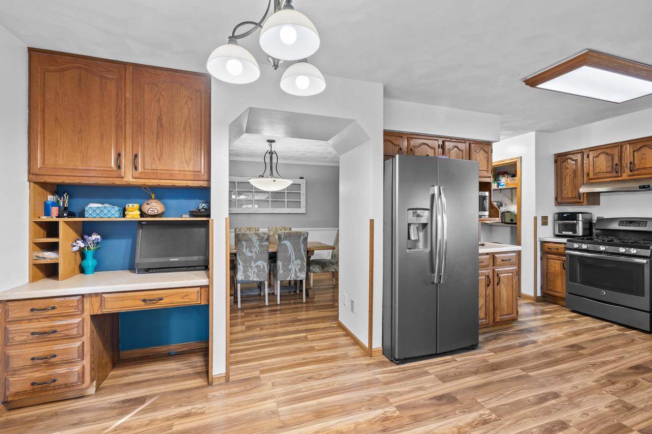 2151 W Breezewood Court, Plover, WI 54467