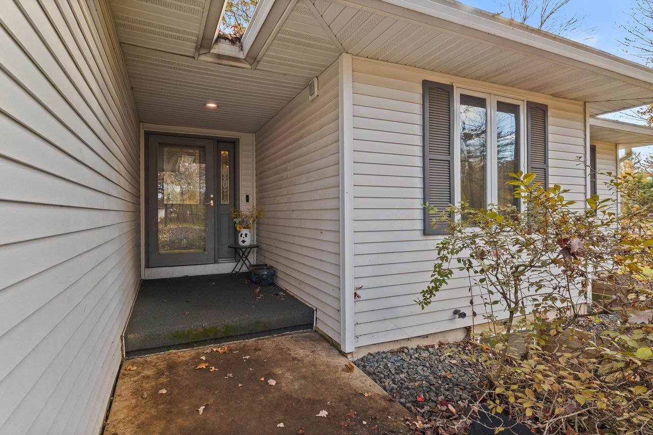 2151 W Breezewood Court, Plover, WI 54467