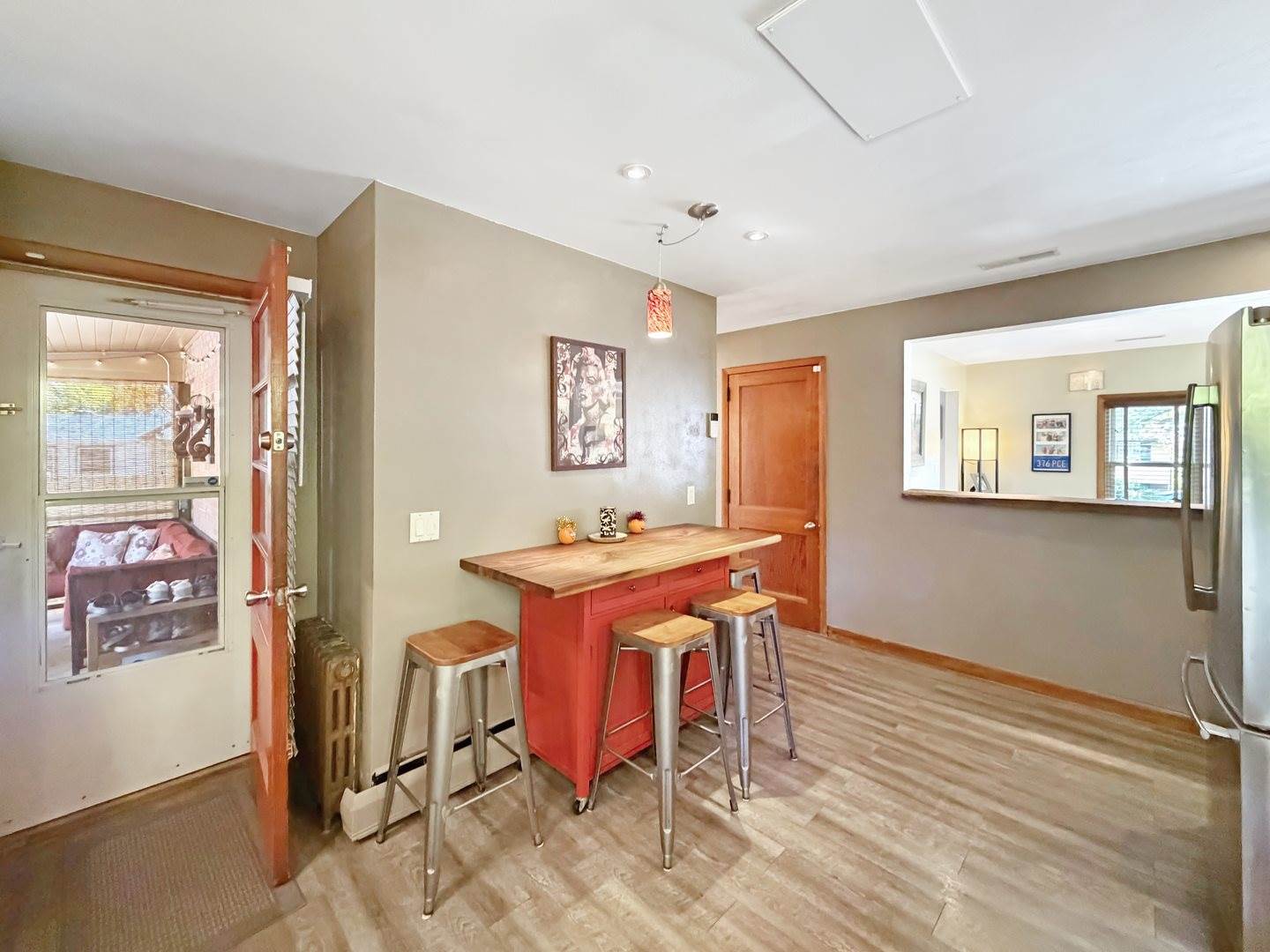 1224 West Violet Street, Freeport, IL 61032